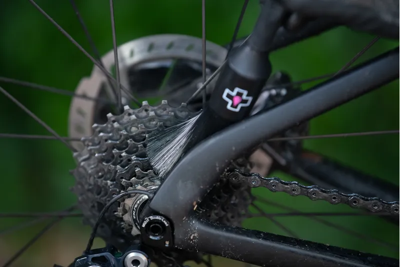  Muc-Off Drivetrain Detailing Brush-8